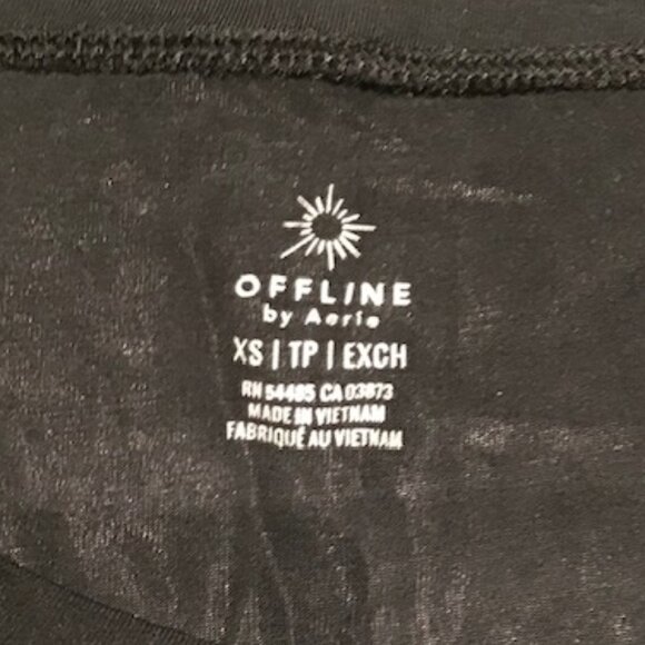 Offline by Aerie Long Sleeve Top - NWT - Picture 2 of 4